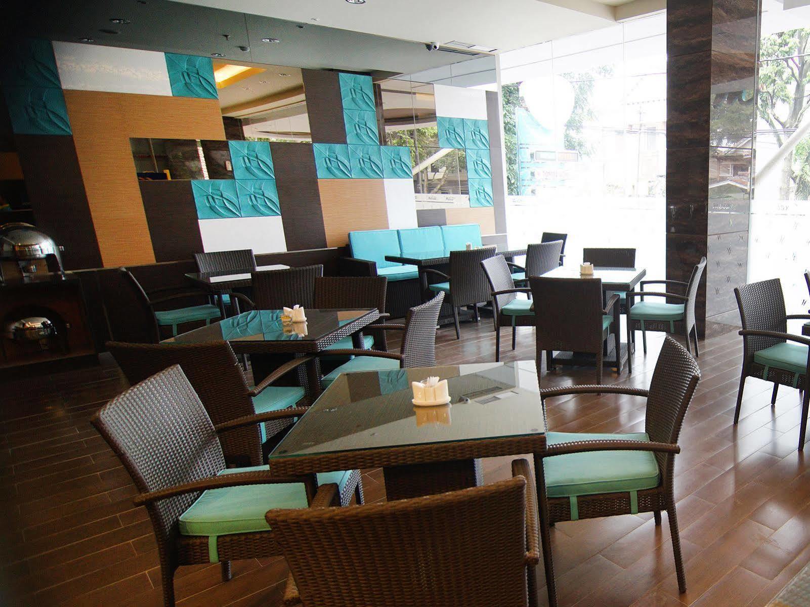 Meize City Center Bandung Exteriör bild